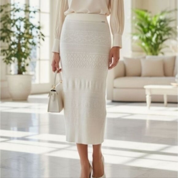 Liu Jo Dresses & Skirts - Liu Jo beige skirt